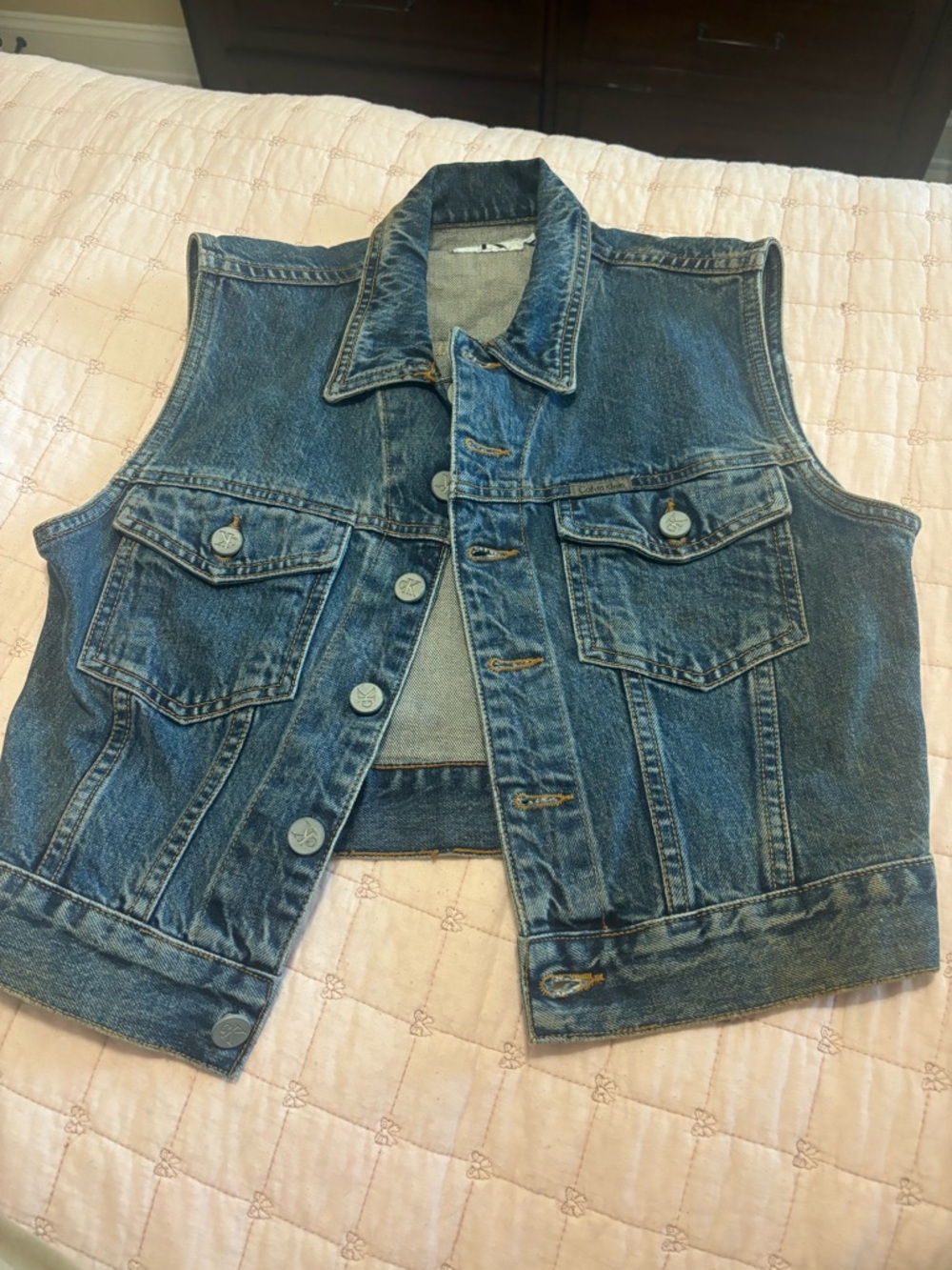 EVERYTHING 10 DOLLARS-Calvin Klein Denim Jacket